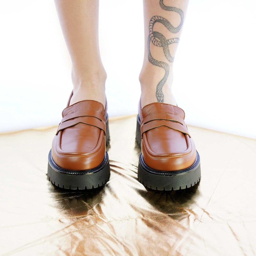 Spring Summer Patty Shoes | Handcrafted Women'S Moccasins In Genuine Tan Leather With Big Sole