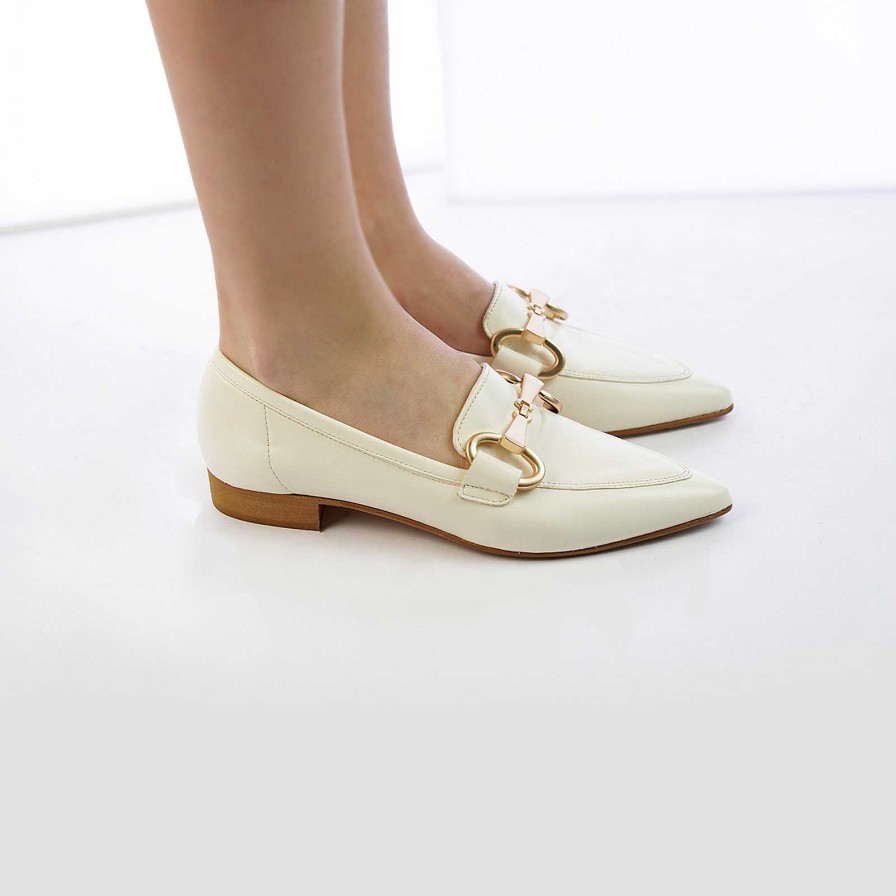 Spring Summer Patty Shoes | Beige Nappa Leather Pointed Loafers With Horsebit