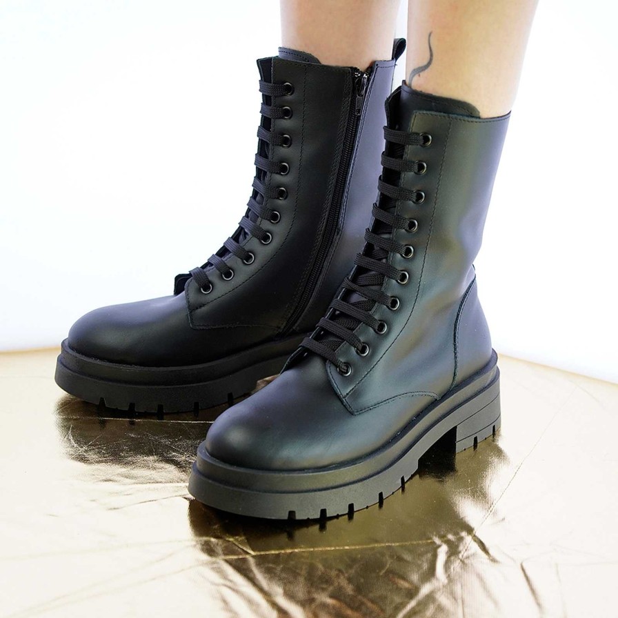 Spring Summer Patty Shoes | Women'S Combat Boots In Black Leather With Side Zip And 10 Eyelets