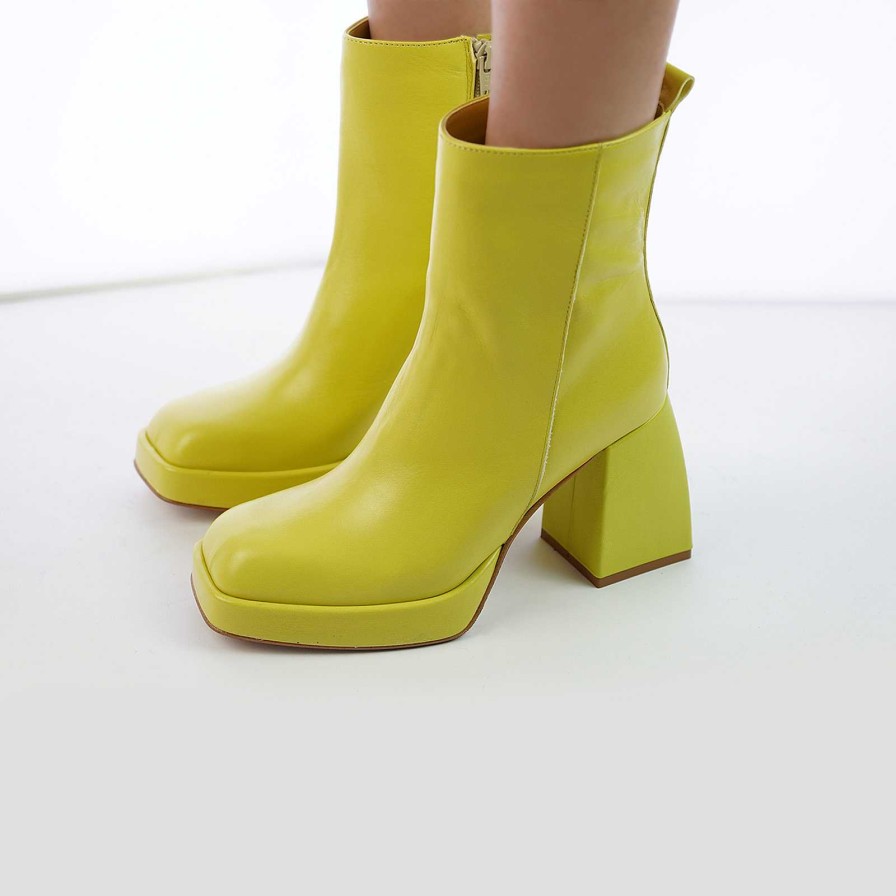 Spring Summer Patty Shoes | Nappa Ankle Boots With Side Zip In Mimosa Color