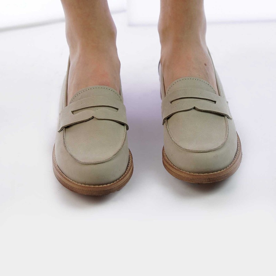 Spring Summer Patty Shoes | Beige Nubuck Moccasins