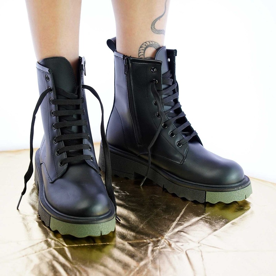 Spring Summer Patty Shoes | Women'S Black Leather Combat Boots With Side Zip And Green Insert Sole