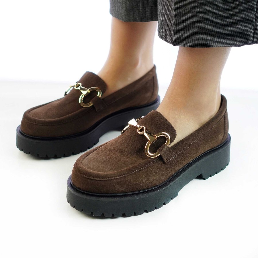 Autumn Winter Patty Shoes | Handcrafted Women'S Moccasins With Dark Brown Suede Clamp