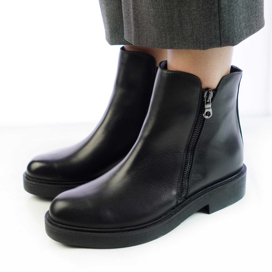 Autumn Winter Patty Shoes | Handcrafted Women'S Leather Ankle Boots With Double Zip In Black