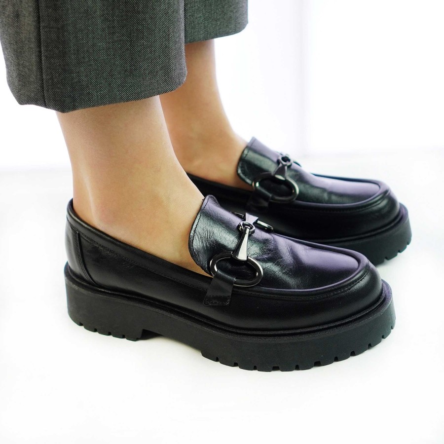 Autumn Winter Patty Shoes | Handcrafted Women'S Moccasins With Clamp In Black Genuine Nappa Leather